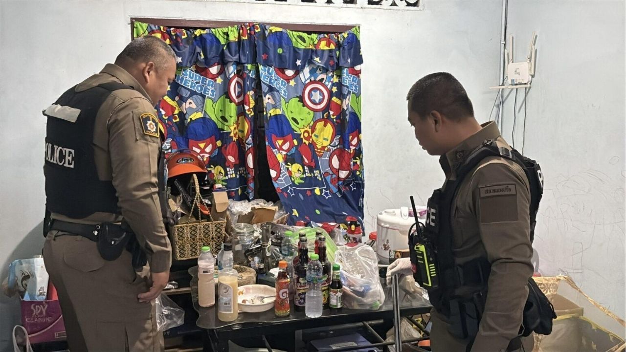 Stoned shopkeeper arrested after knife rampage in Chon Buri | Thaiger