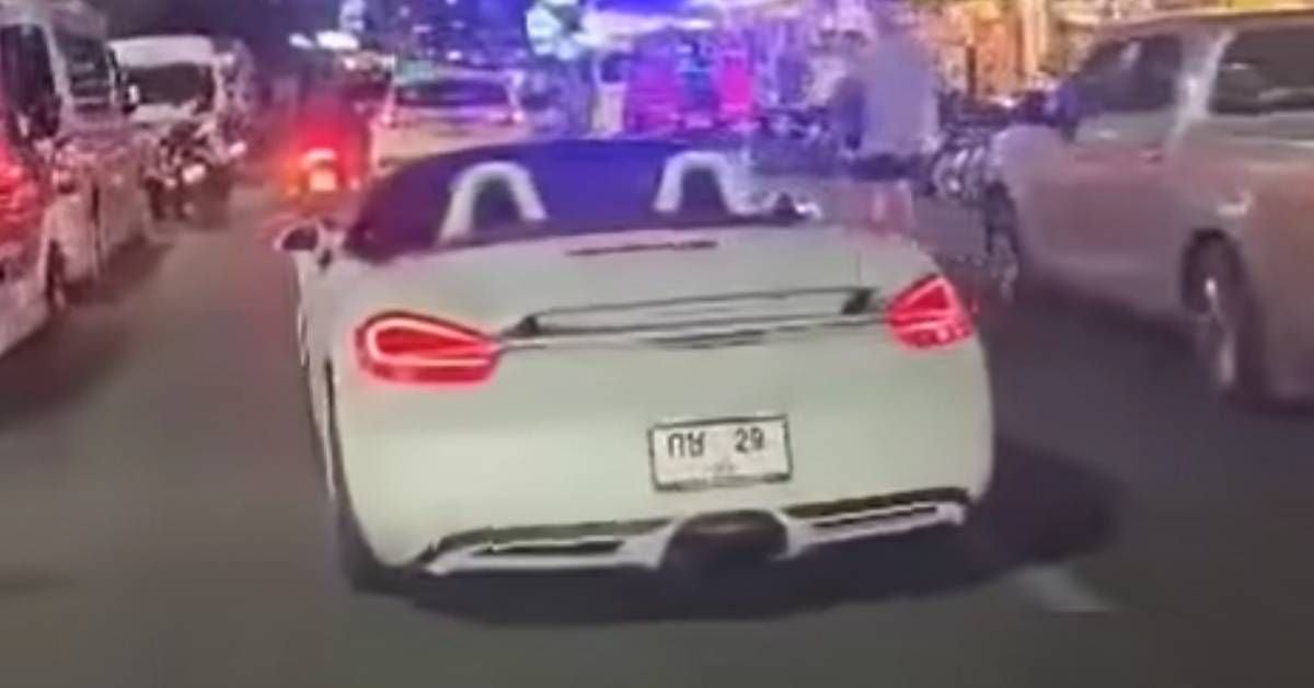 Foreigner drive luxury cae dangerously in Phuket