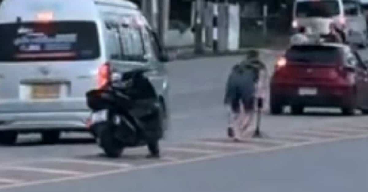 Foreign man slammed for dangerous video on public road in Thailand