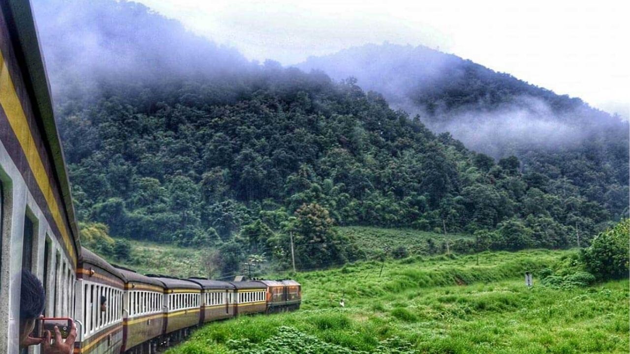 A view of the surroundings along the Northern Line in Chiang Mai | Photo taken from the Windowseater website