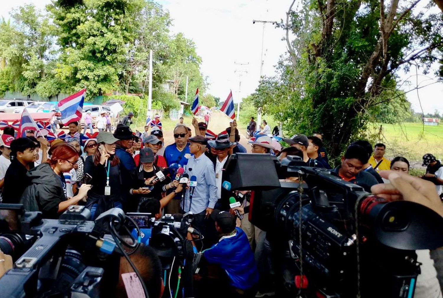Thai army finds anti-tank mine in Sa Kaeo border area | News by Thaiger