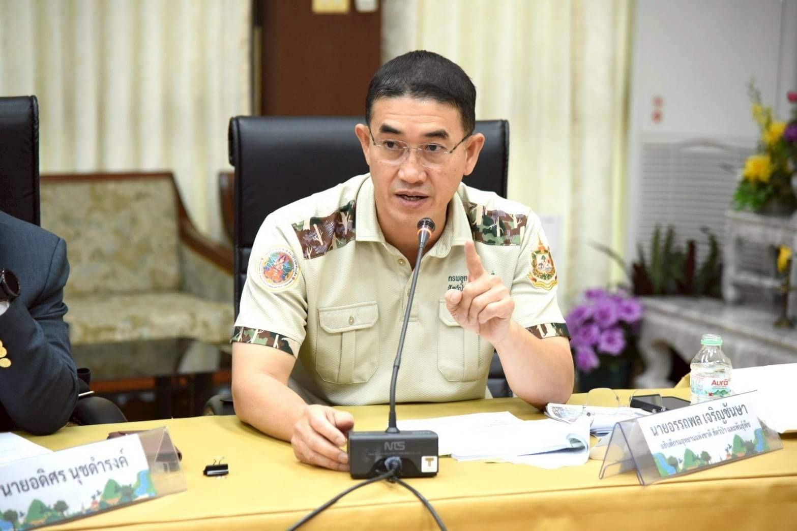 Thailand tourists face 100k fine for toxic sunscreen on reefs | News by Thaiger