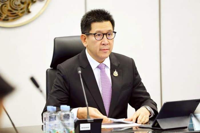 Thai govt brings back co-pay scheme with more baht in your pocket | News by Thaiger
