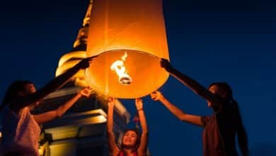 Chiang Mai bans sky lanterns in six districts during Yi Peng festival | Thaiger