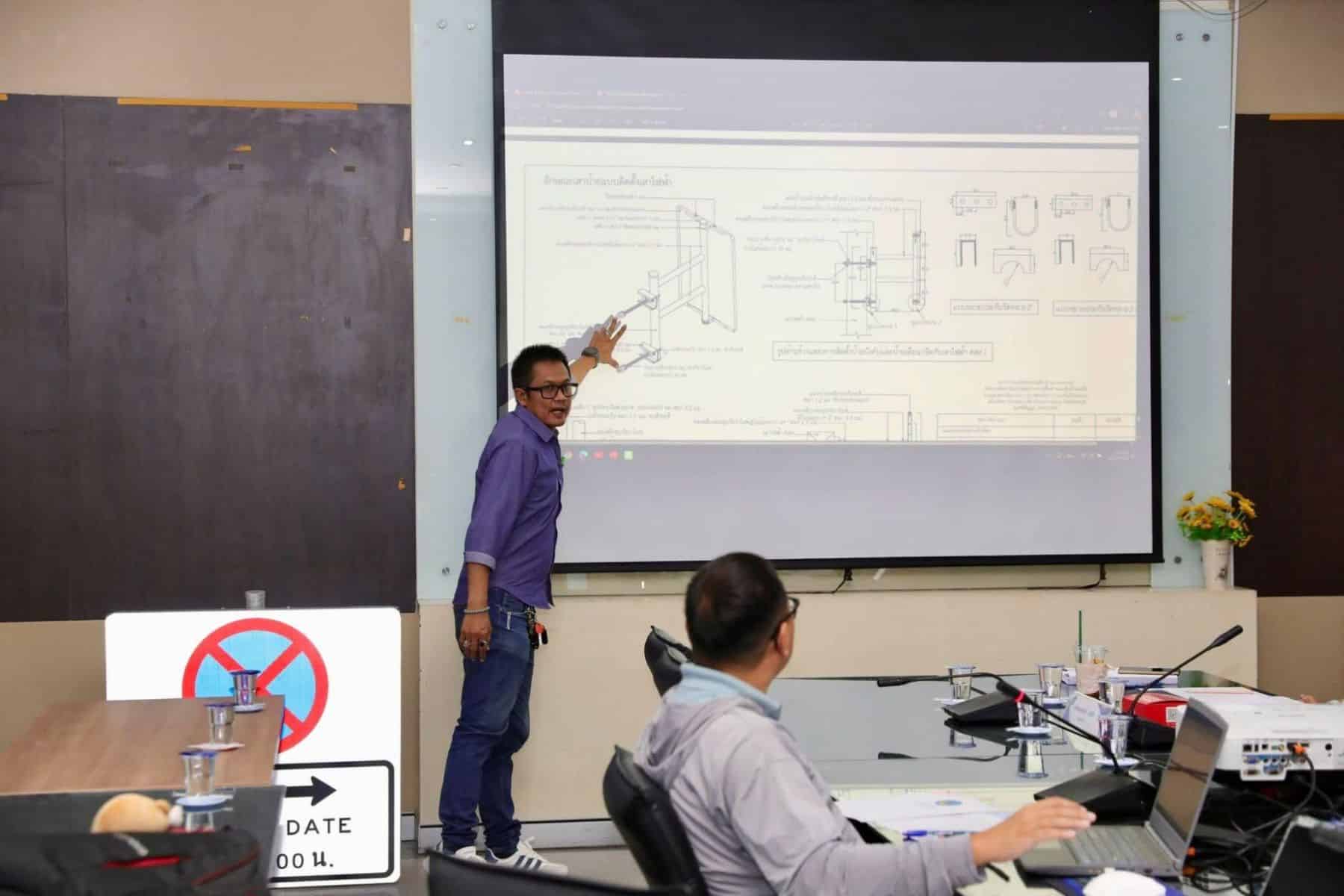 Soi Buakhao traffic revamp sees fresh signs and markings | News by Thaiger