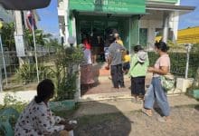 Thai-Cambodian border conflict victims receive financial aid | Thaiger