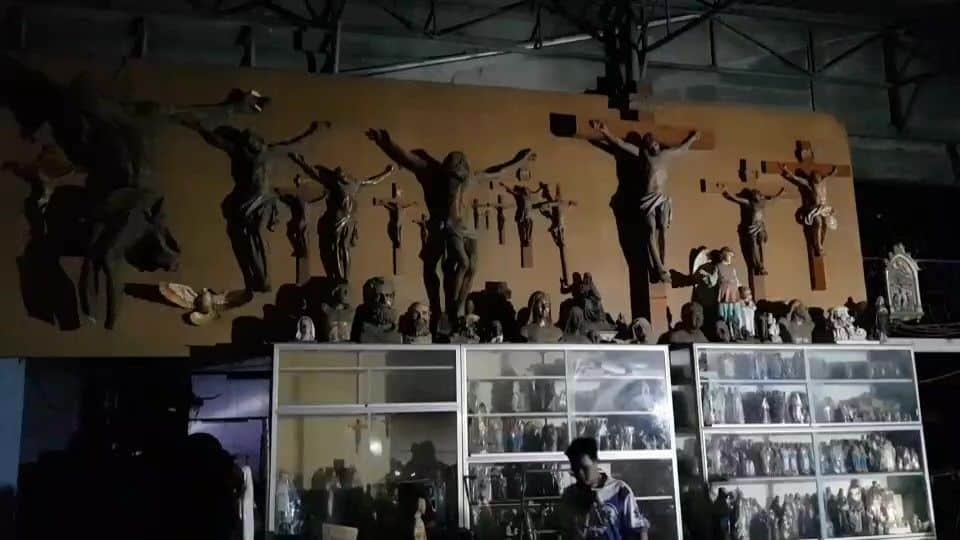 Jesus on fire: Blaze tears through idol factory in Bangkok | News by Thaiger