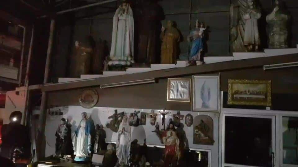 Jesus on fire: Blaze tears through idol factory in Bangkok | News by Thaiger