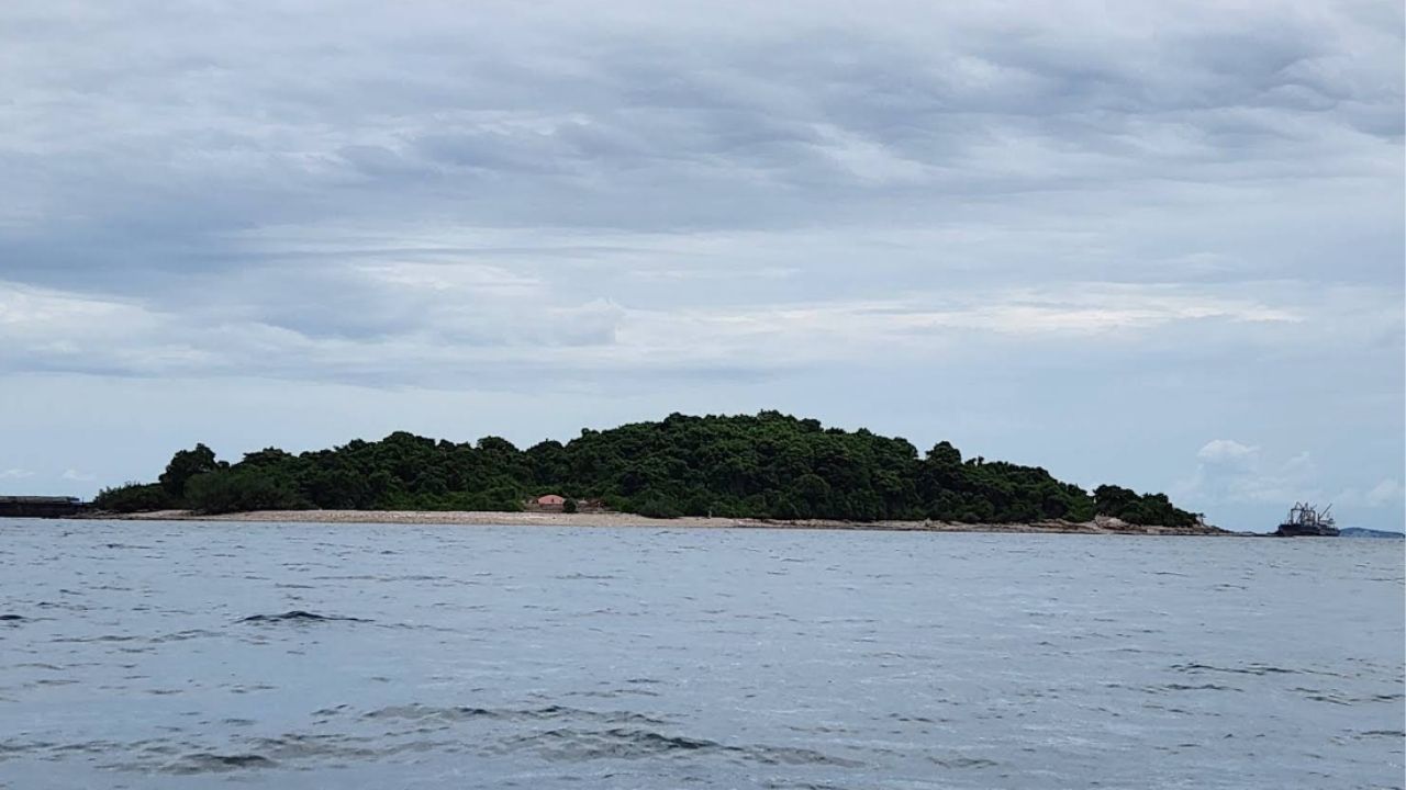 Supposed picture of Koh Kham Noi