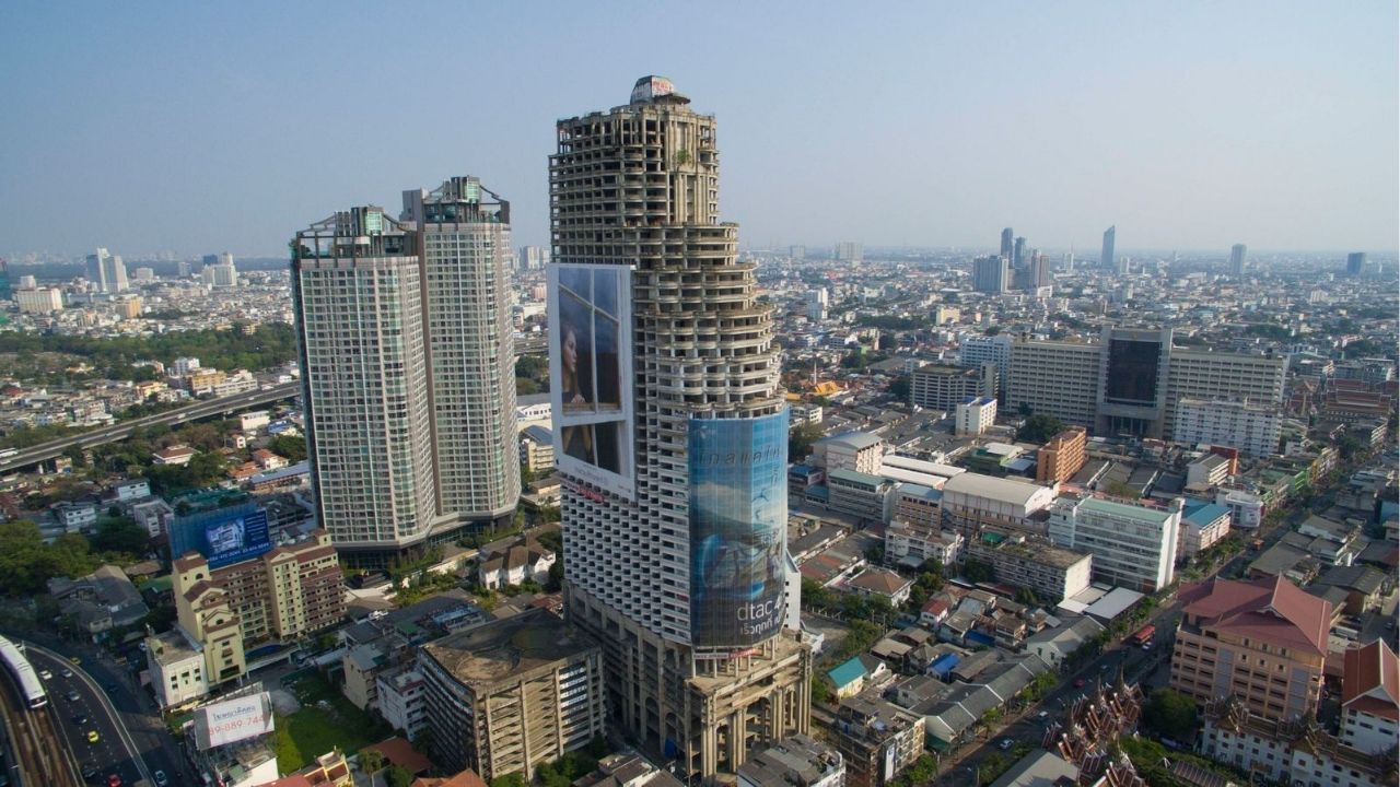 Eagle eyed view of the Sathorn Unique Tower | Photo taken from the Architectural DIgest website