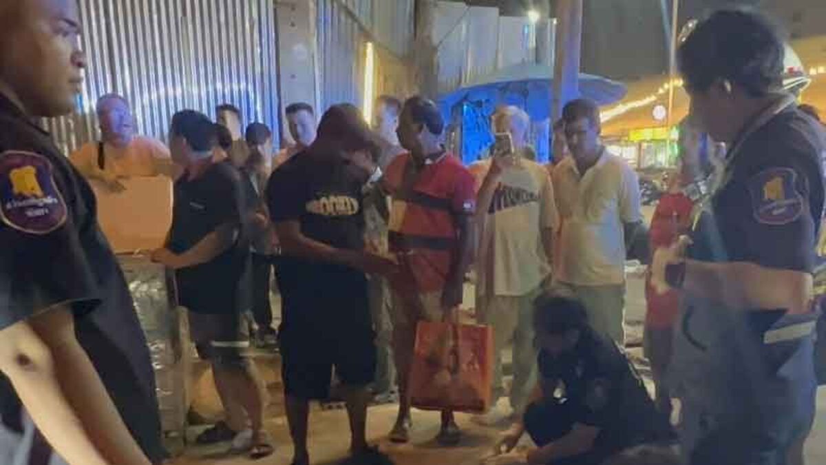 Indian man hospitalised after brawl over public urination in Pattaya | Thaiger