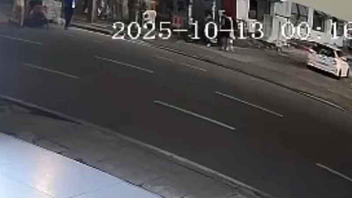 Indian man hospitalised after brawl over public urination in Pattaya | News by Thaiger