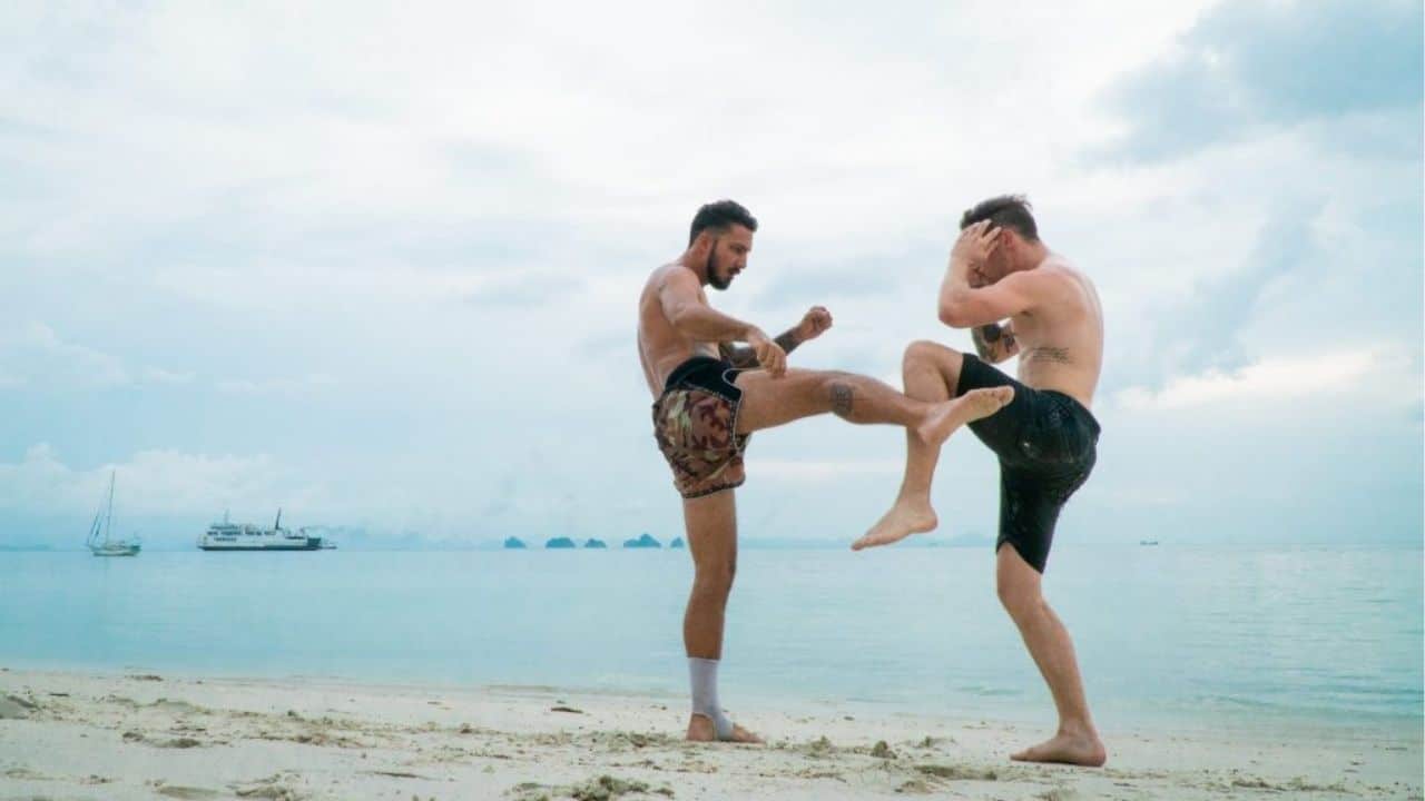 Training on the beach | Photo taken from the Elite Havens website