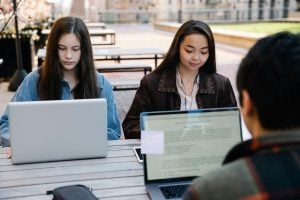 Why interactive activities are key in online English classes | Thaiger