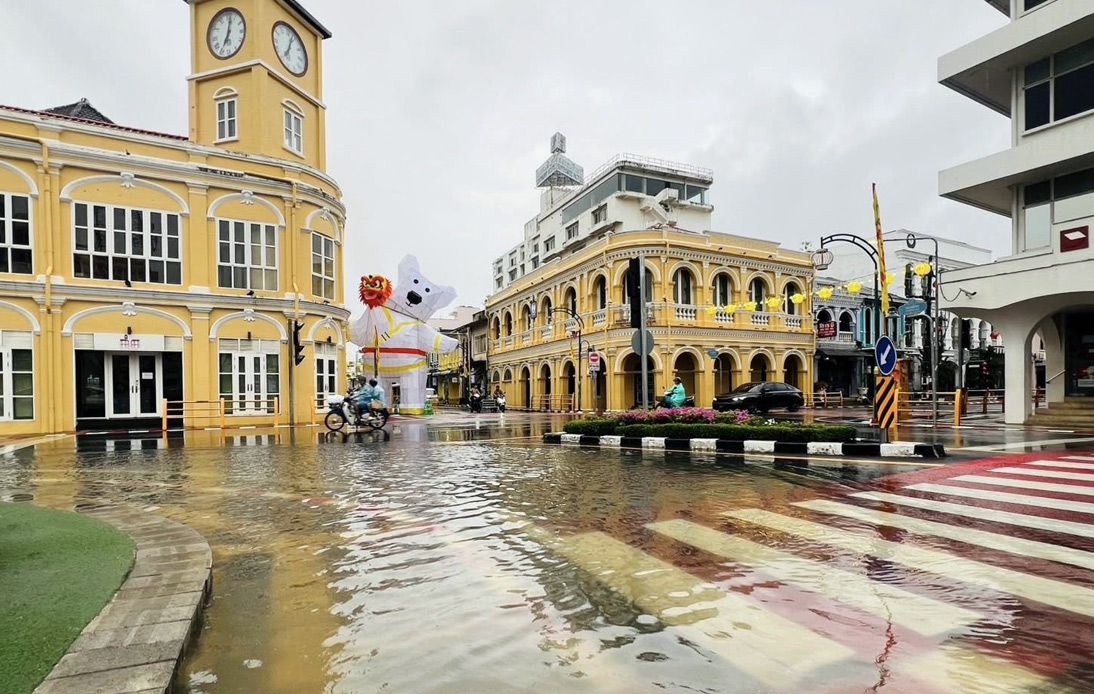 Storm batters southern Thailand as cooler north warms up | News by Thaiger