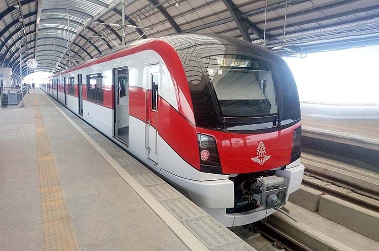 Bangkok’s 20 baht train fare deal extended to end of November | News by Thaiger