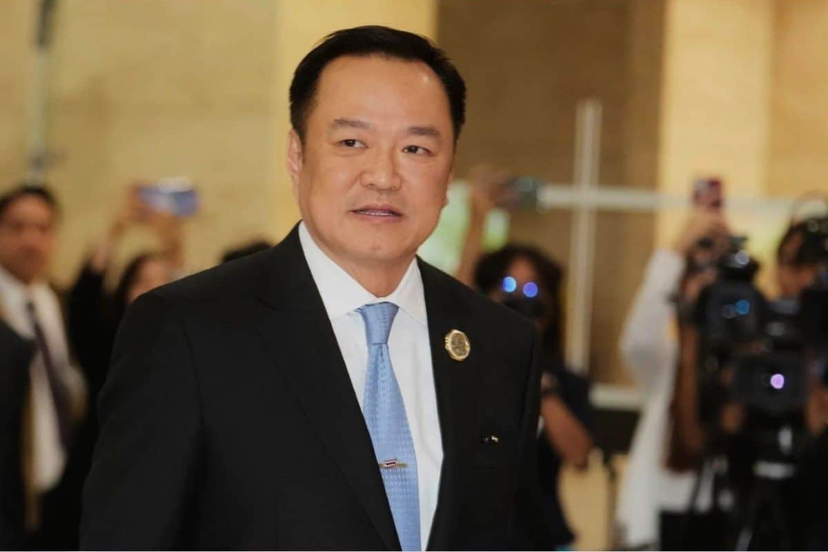 Anutin urges Trump to ensure Cambodia respects ceasefire before peace talks | Thaiger