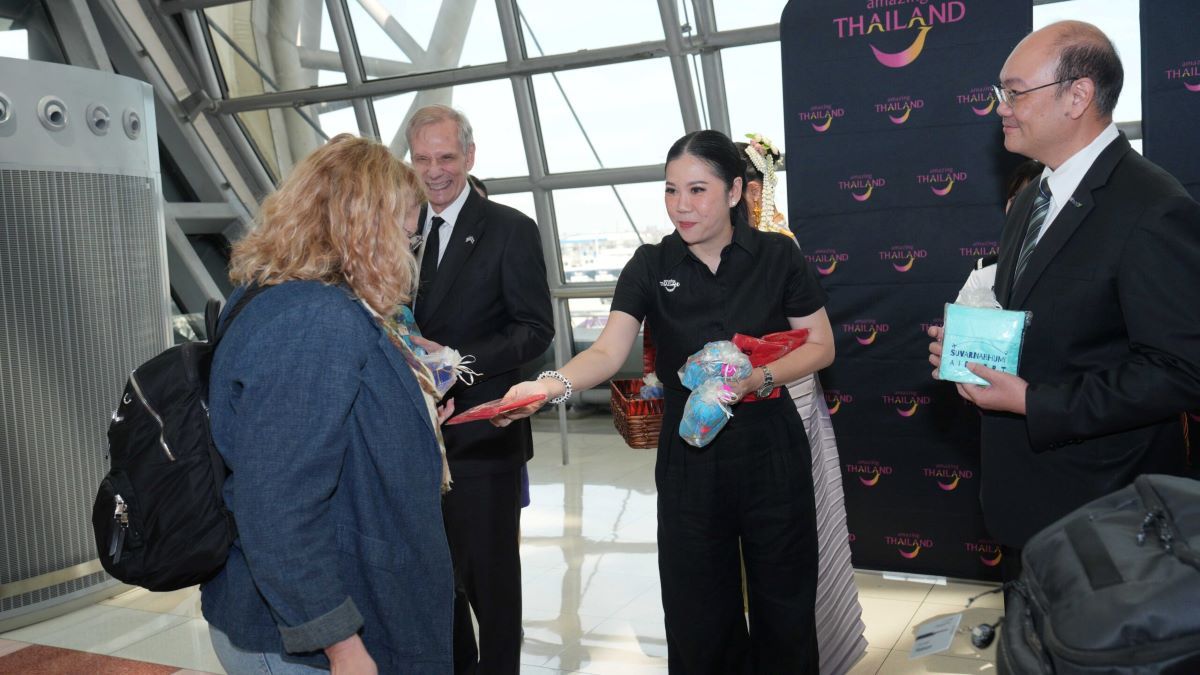 United Airlines resumes Bangkok flights after 11-year hiatus | News by Thaiger