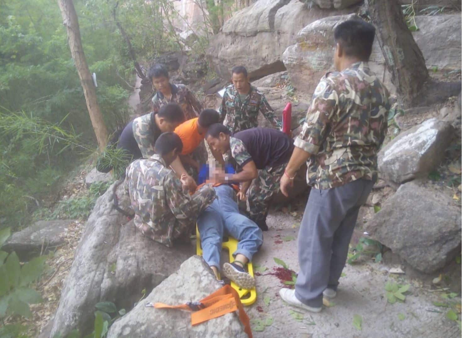 Chinese woman wins divorce from husband after Thai cliff ordeal | News by Thaiger