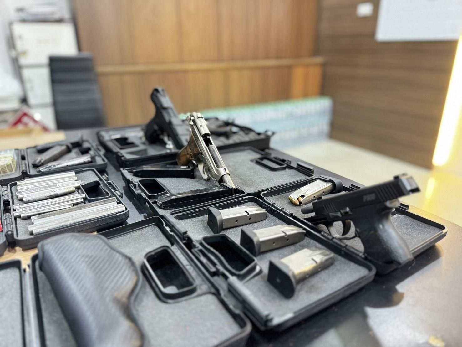 Pattaya man arrested for turning blank guns into live weapons | News by Thaiger