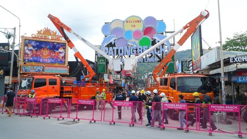 Patong rips up roads to bury cables in 224m baht revamp | News by Thaiger