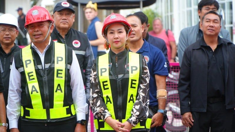 Patong rips up roads to bury cables in 224m baht revamp | News by Thaiger