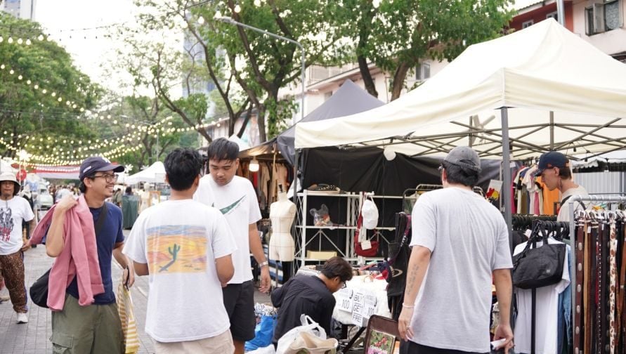 เท Flea Market