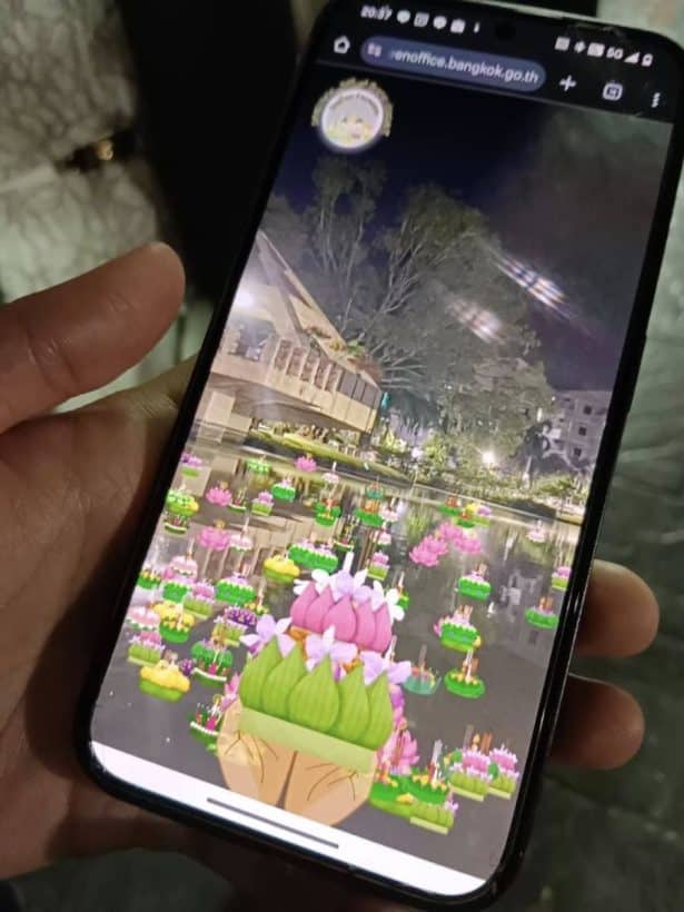 Bangkok hauls in 390k krathongs after quieter festival night | News by Thaiger