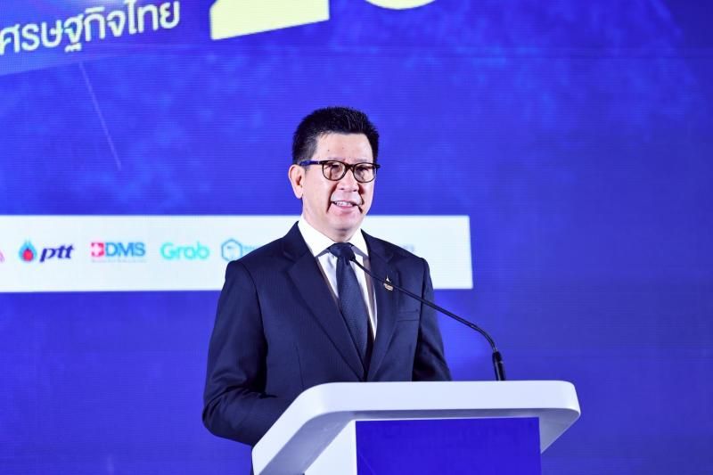 PM Anutin denies bending jail rules to help Thaksin | News by Thaiger