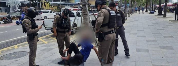 Knife-wielding tourist arrested after Pattaya Beach scare | News by Thaiger