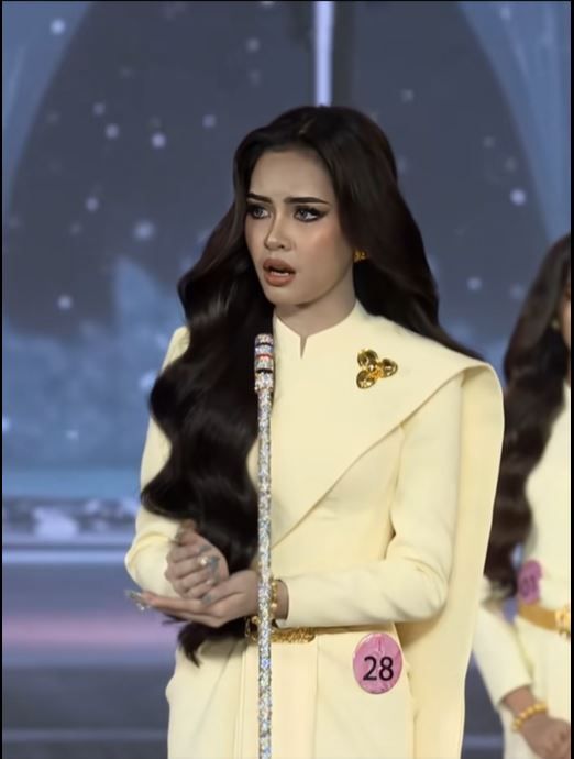 Miss Teen Cambodia contestant accuses Thailand of starting war (video) | News by Thaiger