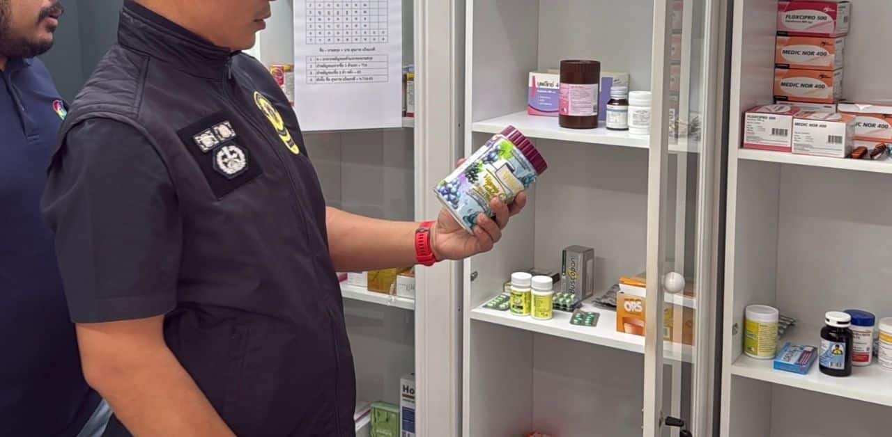 Dangerous medicine seized from illeal clinic in Pattaya