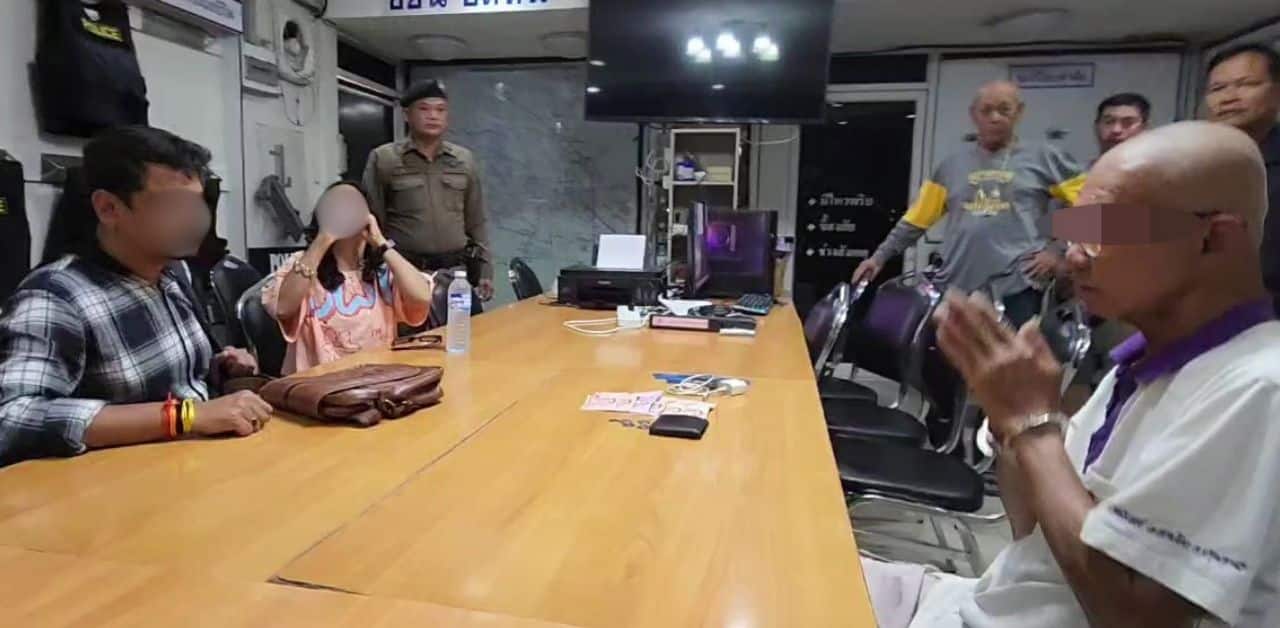 Indian lost bag to tuk tuk driver