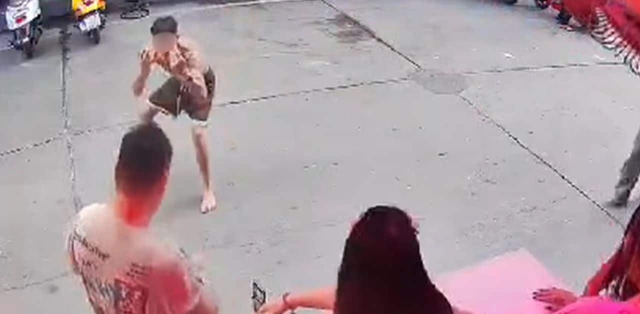 Chinese South Korean fight Pattaya