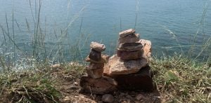 Tourists urged to stop rock stacking at natural attractions in Thailand | Thaiger