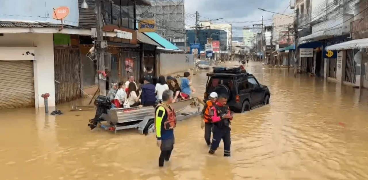 Hat Yai flood improves