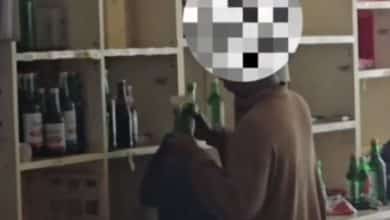 Survival or theft: debate erupts after Hat Yai residents take items from flooded 7-Eleven | Thaiger