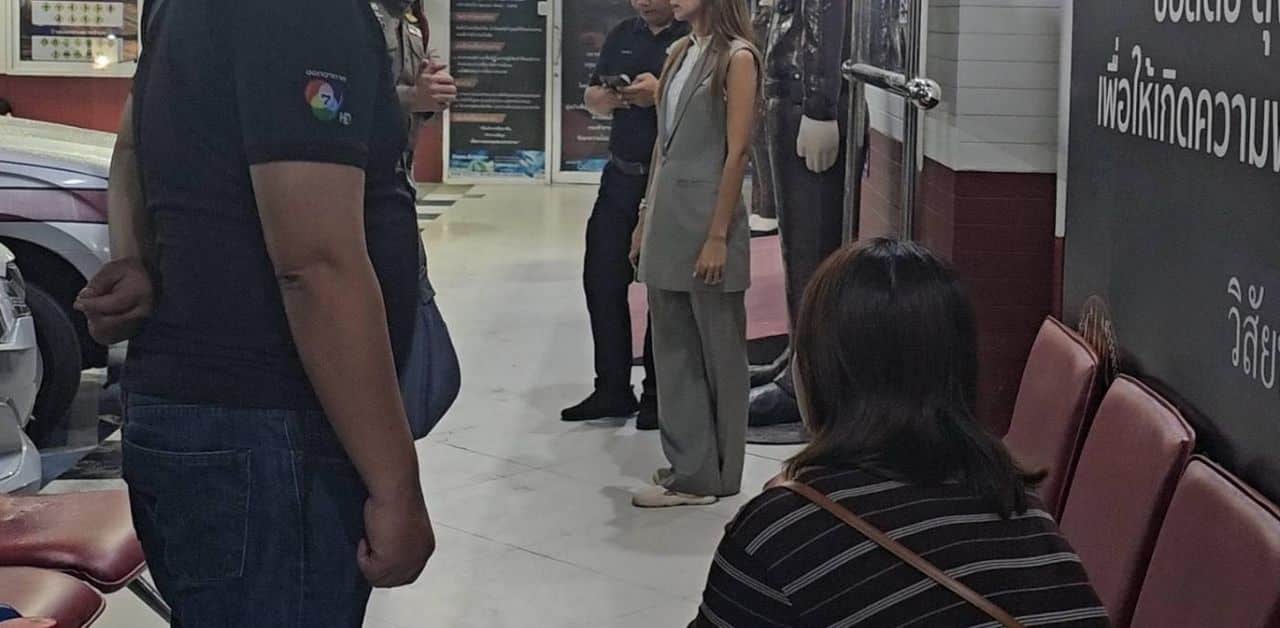 Foreign tourists lose money to suspected Arab scammer