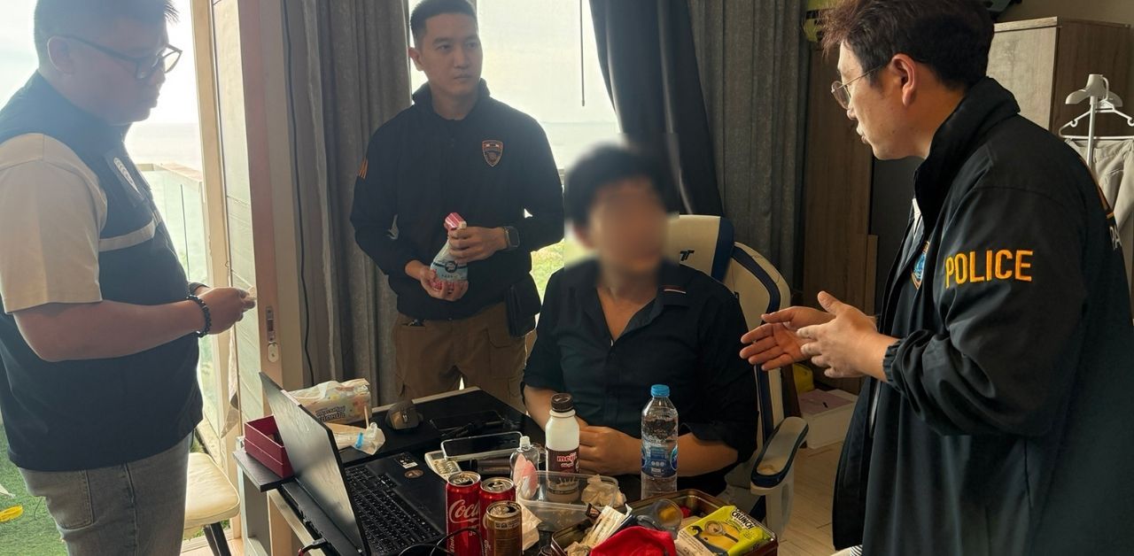 Blacklisted South Korean busted for meth, porn in Pattaya condo | Thaiger