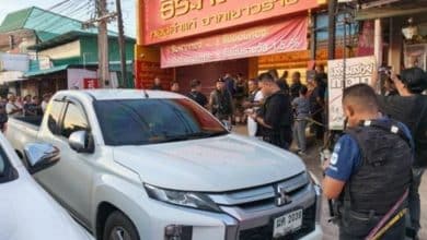 Thai man commits suicide in gold shop after 200,000 baht heist fails | Thaiger