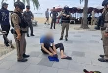 Knife-wielding tourist arrested after Pattaya Beach scare | Thaiger