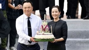 Anutin cracks jokes, floats krathong and shrugs off zipper gaffe | Thaiger