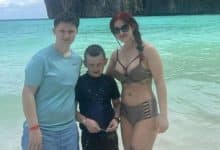 UK mum’s Thailand trip ruined over son’s passport sticker mark | Thaiger