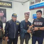 Repeat wildlife snapper caught again at Karon night market | Thaiger