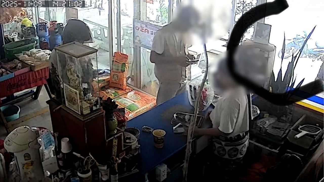 Fake QR code conman tricks teen cashier in Chon Buri shop | Thaiger
