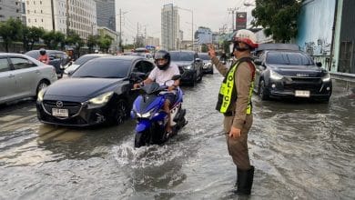 Bangkok road swamped as flash floods bring traffic chaos | Thaiger