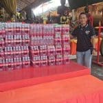 Central Thailand vendor offers red drinks after lottery windfall | Thaiger