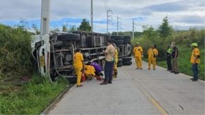 Brake failure kills truck driver in fiery Sri Racha pile-up | Thaiger