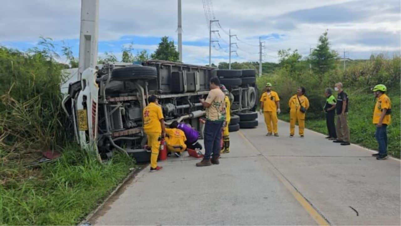 Brake failure kills truck driver in fiery Sri Racha pile-up | Thaiger