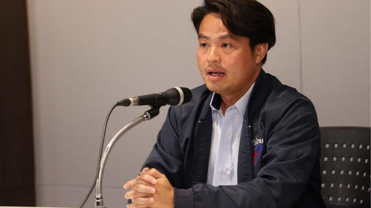 Thai govt firm on January House exit despite opposition heat | Thaiger